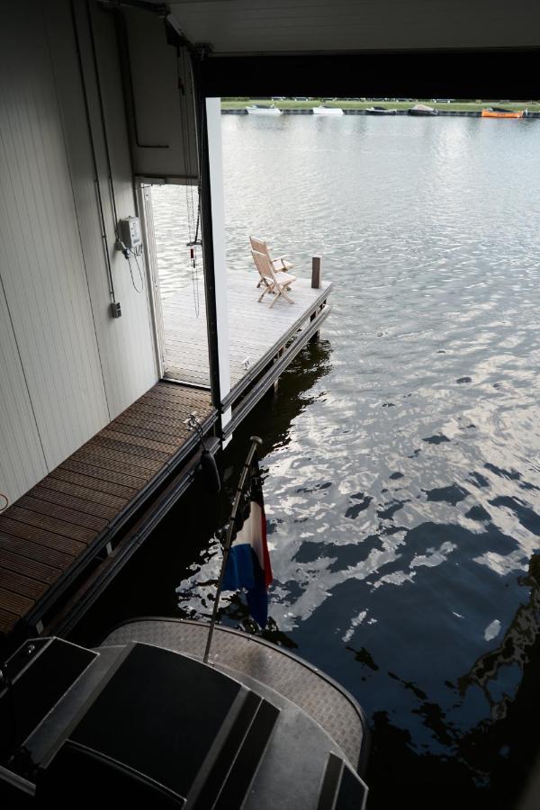 Captains Boathouse Studio Хардевайк Екстериор снимка