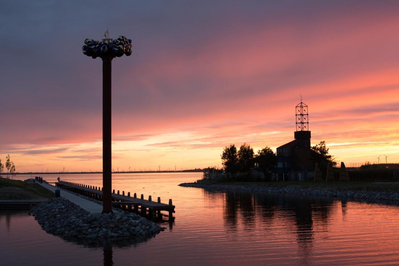 Captains Boathouse Studio Хардевайк Екстериор снимка